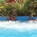 Lagrange Grand Bleu Vacances – Résidence Les Pescalunes 2* Agde