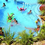Lagrange Grand Bleu Vacances – Résidence Les Pescalunes 2*