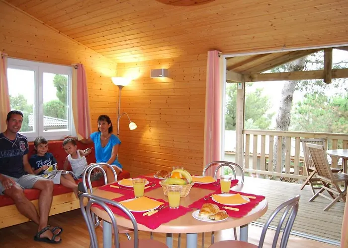 منتزه العطل Lagrange Vacances Les Pescalunes